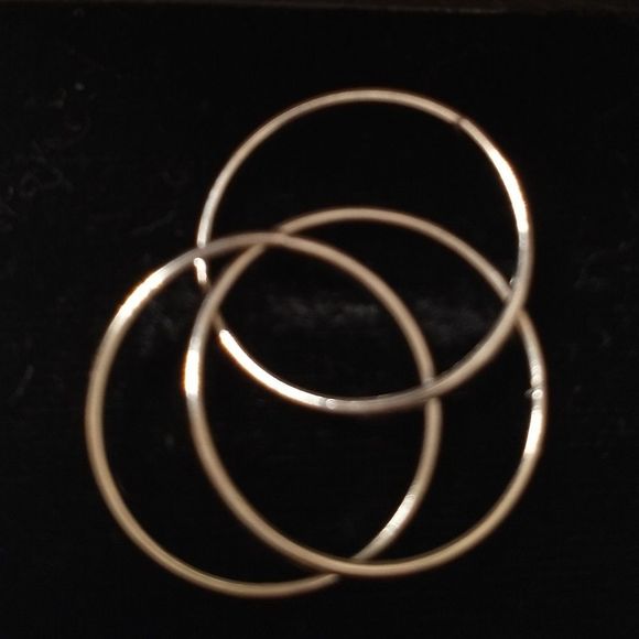 π3/$12 3 Band Silver Ring! - Picture 6 of 8